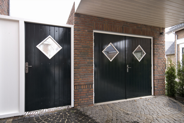 Houten garagedeur Weekamp